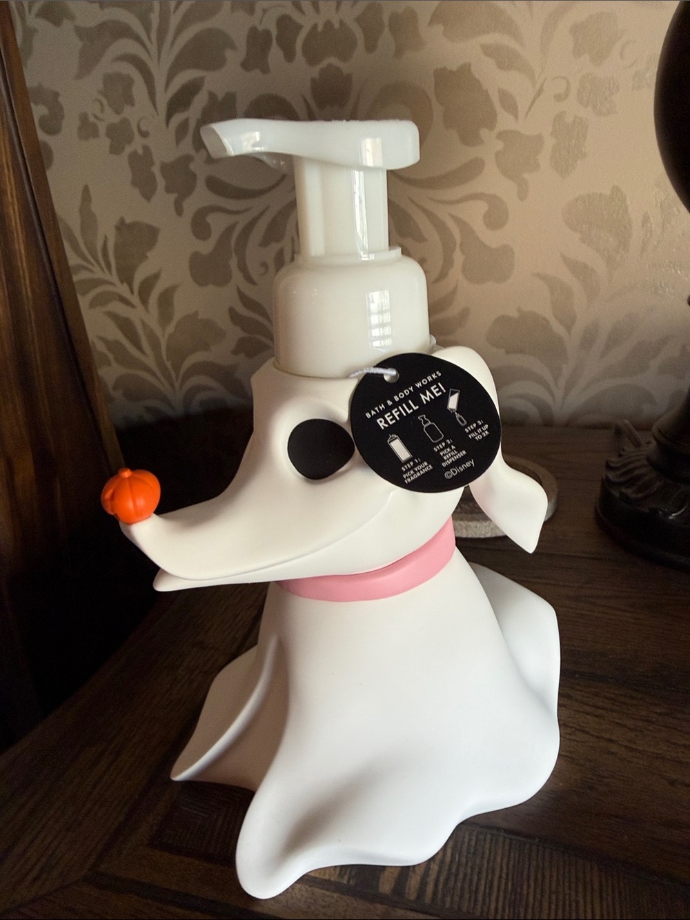 NIGHTMARE before Christmas Zero White Ghost Foaming Hand Soap Dispenser with
